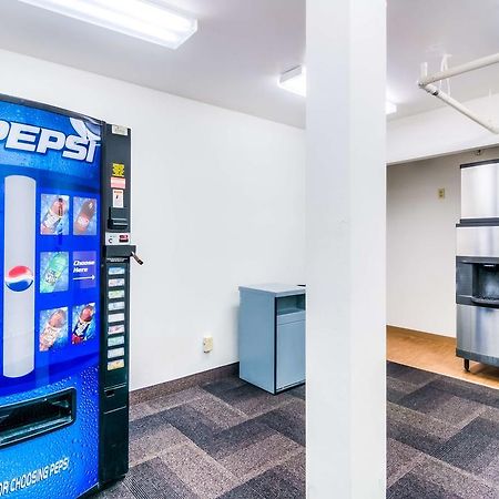 Motel 6 Normal Zewnętrze zdjęcie