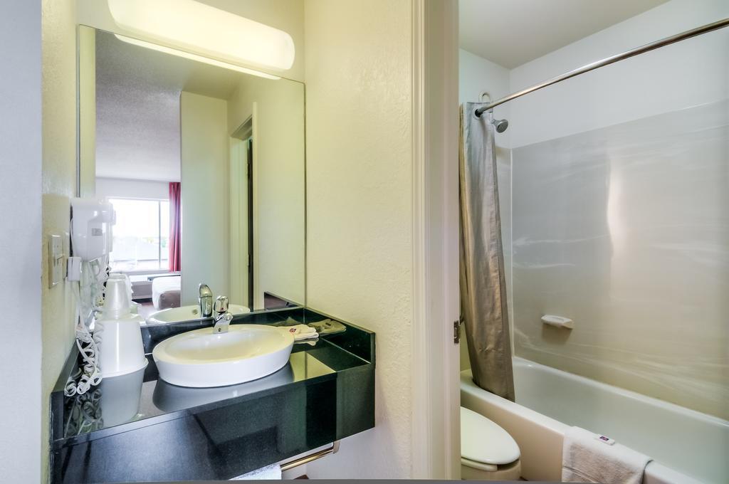 Motel 6 Normal Pokój zdjęcie
