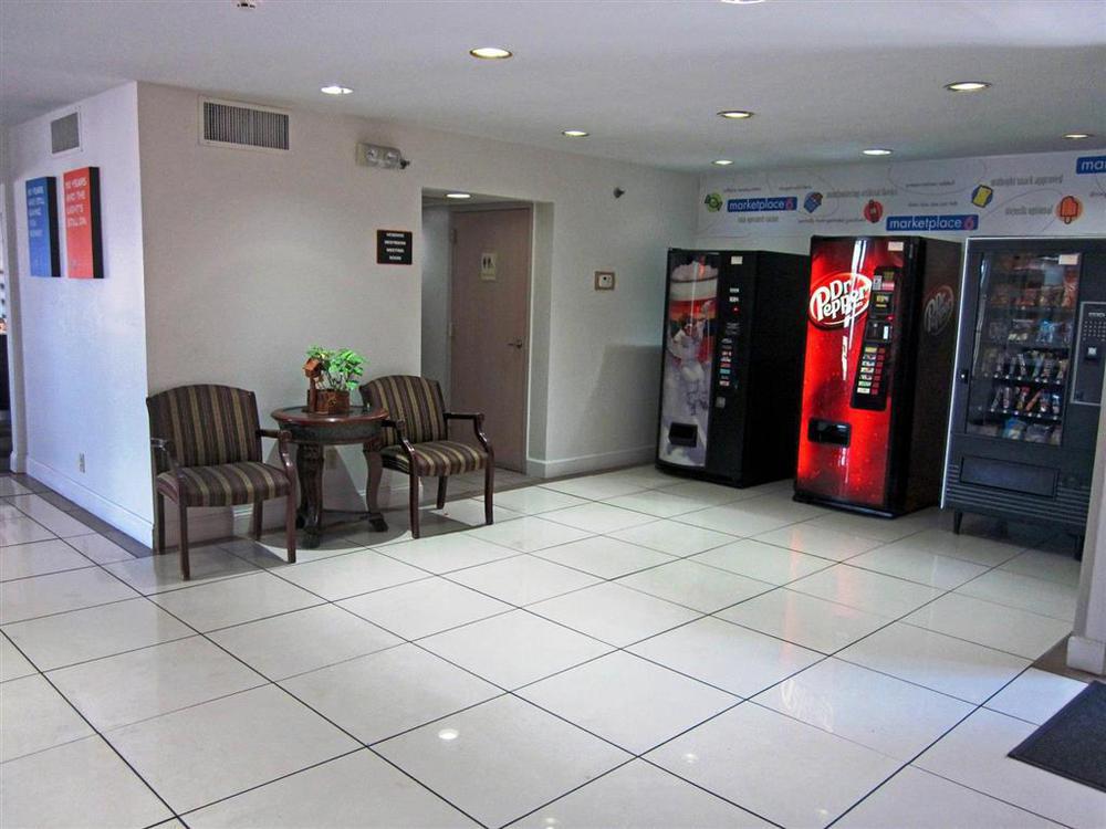 Motel 6 Normal Udogodnienia zdjęcie